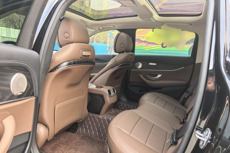 Used Mercedes-Benz E-Class 2020 E 300 L Sporty and Stylish Model
