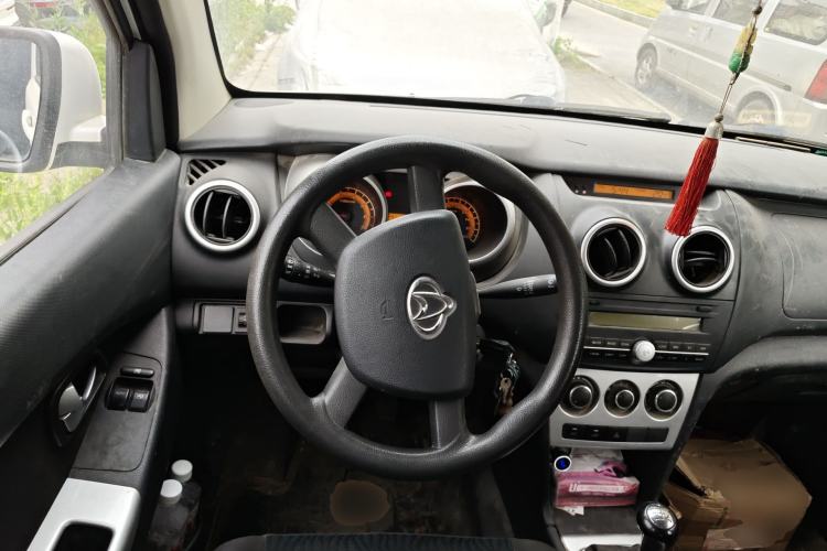 Used CHANGAN KAICHENG Ounuo S 2014 1.5L Base Version
