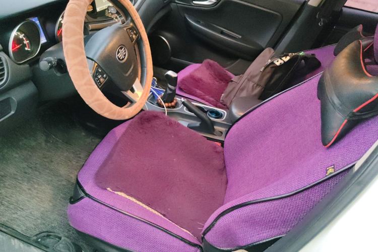 Used Bestune B50 2016 1.6L manual luxury version
