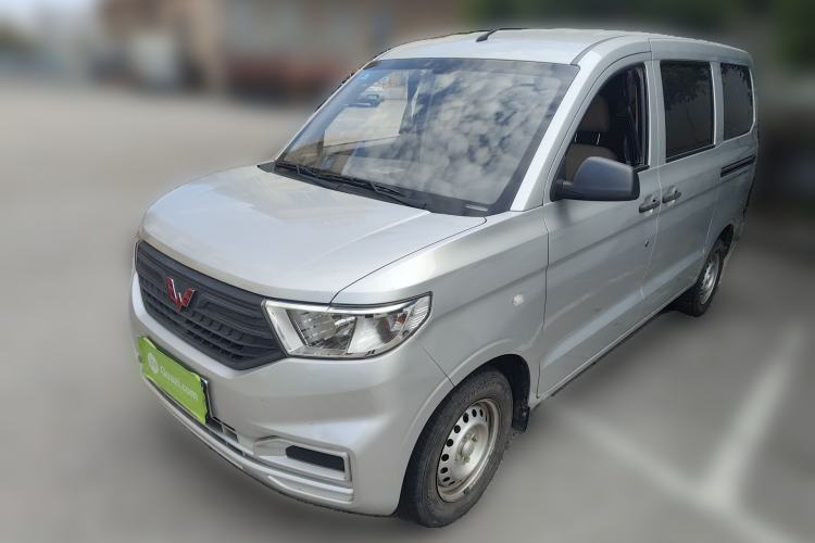 Used Wuling Hongguang V 2019 1.5L Jingqu Version China VI LAR