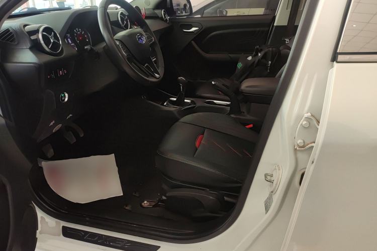 Used Soueast DX3 2018 1.5L Manual Luxury Model