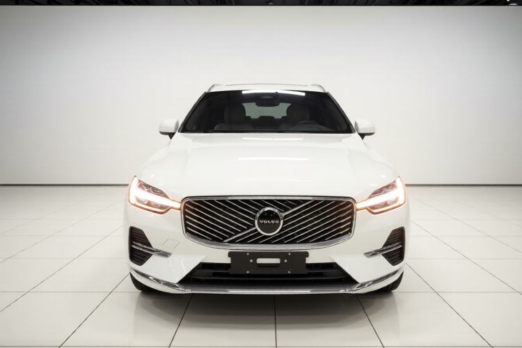 Used Volvo XC60 2026 B5 4x4 Smart Luxury Edition