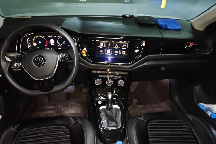 Used Volkswagen T-ROC 2022 280TSI DSG Two-Wheel Drive Comfort PLUS
