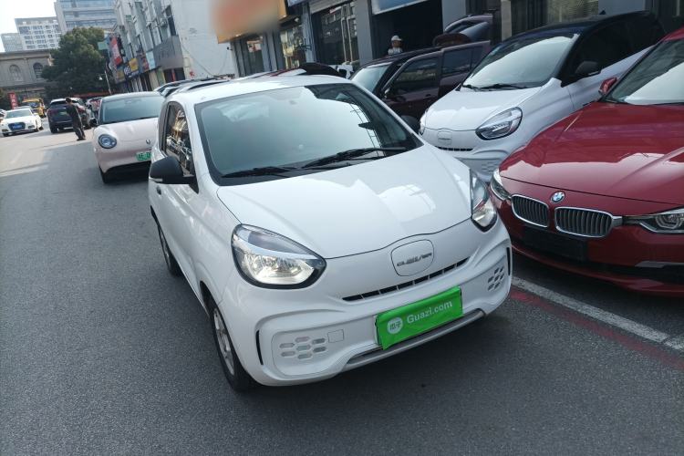 Used Roewe Clever 2021 302 km New Four-Seater Super-Efficient Version
