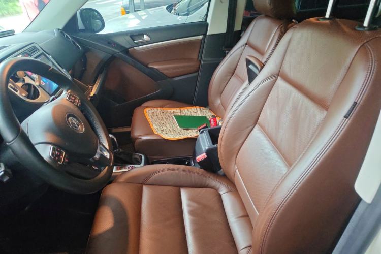 Used Volkswagen Tiguan 2015 1.8TSI Automatic Two-Wheel Drive Luxury Model Left Front Seat