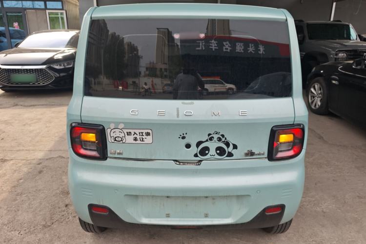 Used Geely Galaxy Panda 2023 Panda Mini 200km Endurance Bear Rear