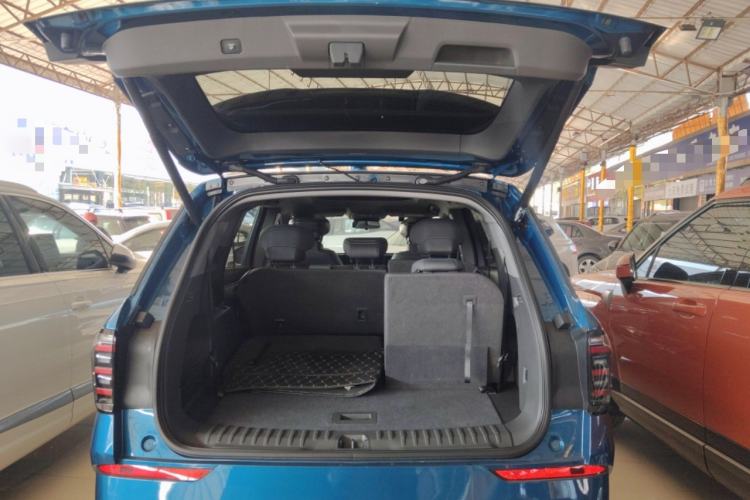 Used Ford Edge 2023 Ford Explorer L 2.0T EcoBoost Two-Wheel Drive 7-Seater Luxury Model