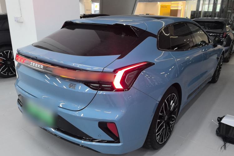 Used Zeekr 001 2025 YOU Edition 100 kWh All-Wheel Drive
