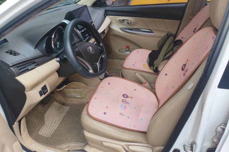 Used Toyota YARiS L Zhi Xuan 2015 1.5E Automatic Charm Edition