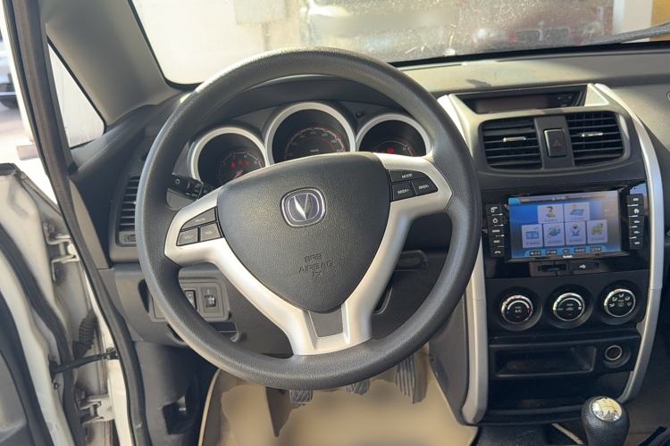 Used Changan CX20 2014 1.4L Manual Sunroof Navigation Version – China IV Standard
