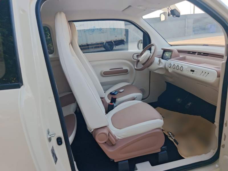 Used Bestune Pony 2026 222km Colorful Horse — 24