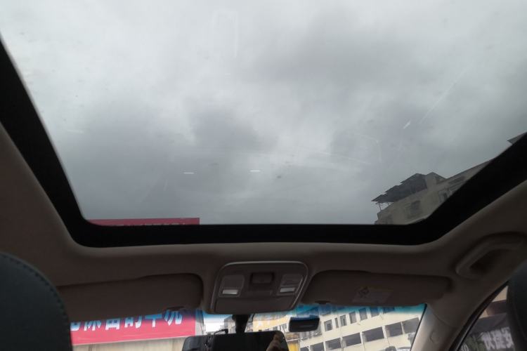 Used Geely Auto Emgrand GS 2016 Elegant Edition 1.3T Automatic LingShang Model Headliner