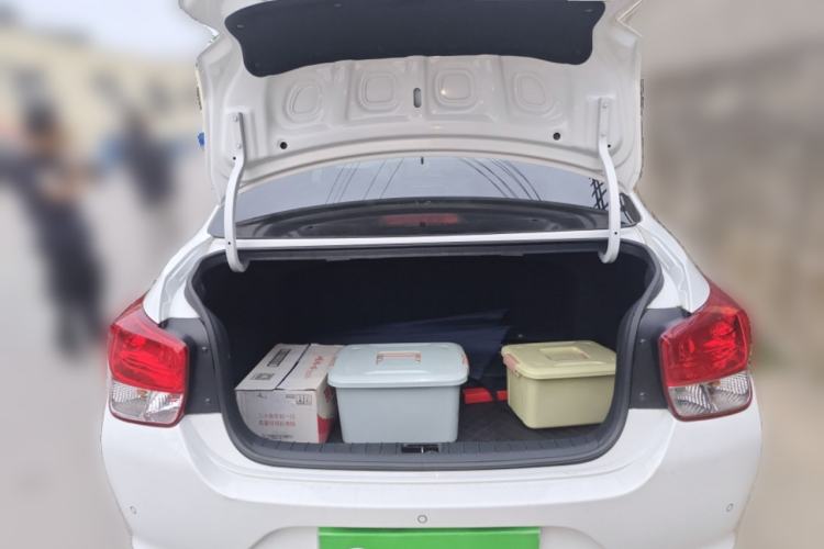 Used Hyundai Verna (older generation) 2017 1.4L Automatic YueXiang Connected Version China V Standard Trunk