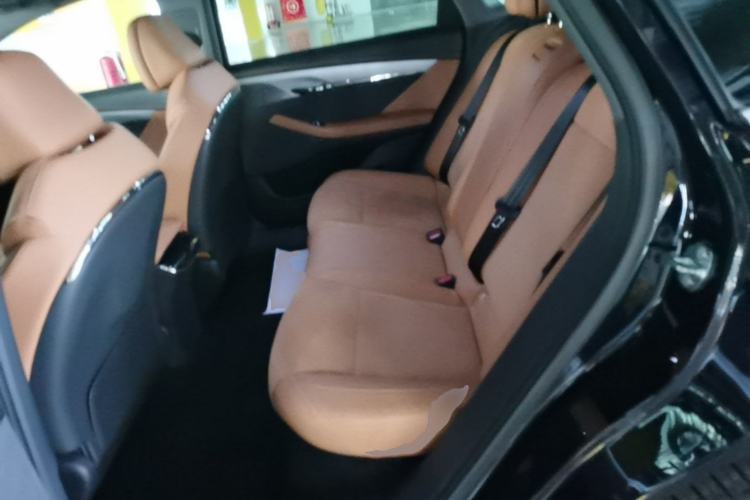 Used VOYAH PASSION 2024 PHEV Four-Wheel Drive Ultra-Long Range Flagship Model