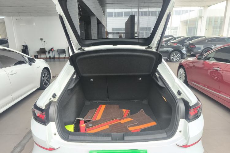 Used Volkswagen Lamando 2024 Lavida L 280TSI DSG Cool & Spicy Edition
