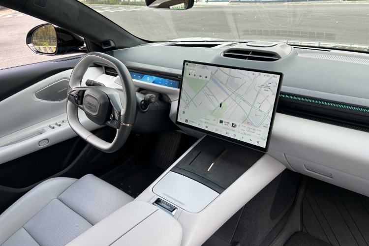 Used Lynk & Co Z10 2025 95 kWh 702 km All-Wheel Drive Intelligent Driving Ultra
