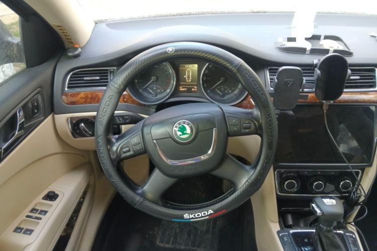 Used Skoda Superb 2012 1.4TSI DSG Elegant Edition
