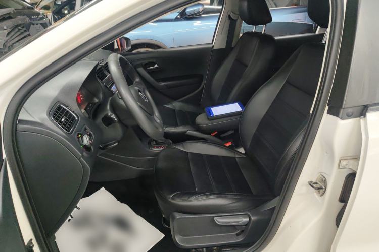 Used Volkswagen Polo 2014 1.6L Automatic Comfort Edition