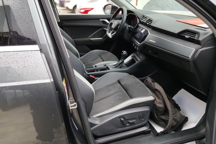 Used Audi Q3 2021 35 TFSI Fashion Dynamic Model