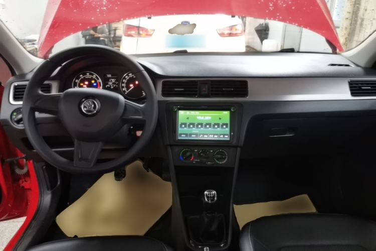 Used Skoda Rapid Spaceback 2016 Revised 1.6L Manual Chuanxing Edition

