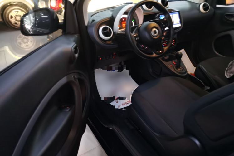 Used smart fortwo 2018 1.0L 52kW Hardtop Dynamic Version China V