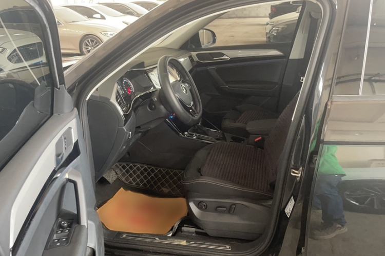 Used Volkswagen Tayron 2020 330TSI Two-Wheel Drive Luxury Smart Connectivity Version