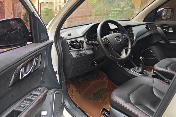 Used FAW Senya R7 2018 R7C 1.6L Manual Luxury Model
