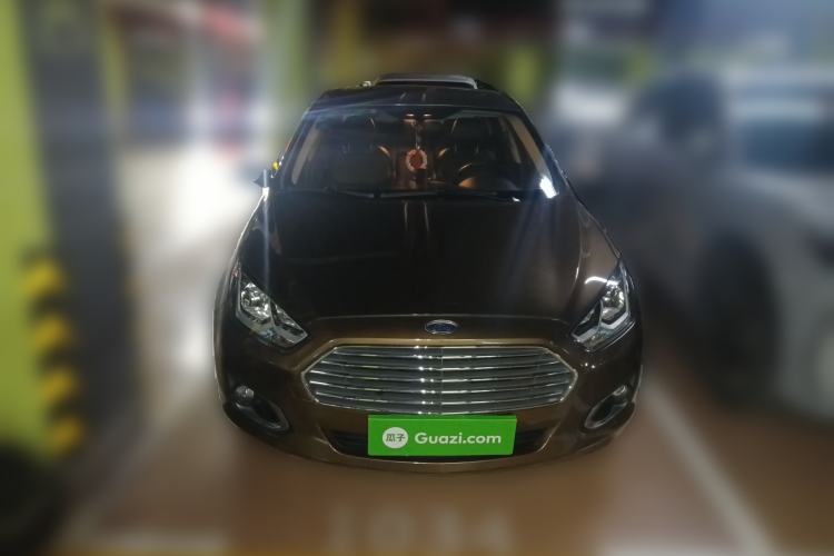 Used Ford Escort 2015 1.5L Automatic Fashion Model