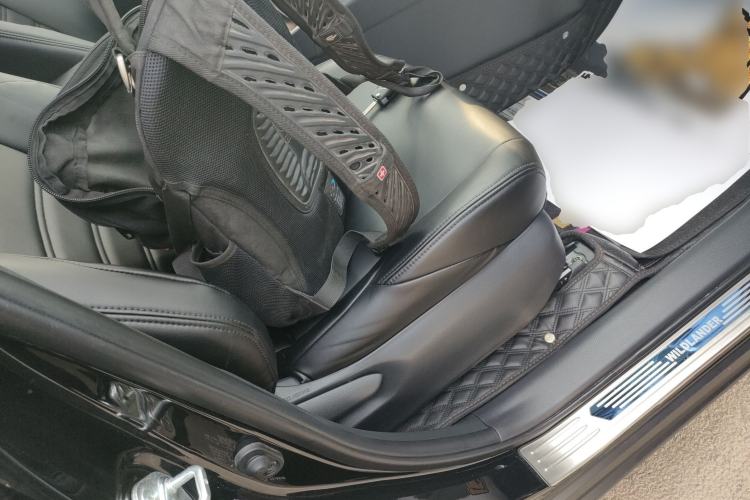 Used Toyota Wildlander 2022 Updated Version 2.0L CVT Two-Wheel Drive Leading Edition Right Front Seat