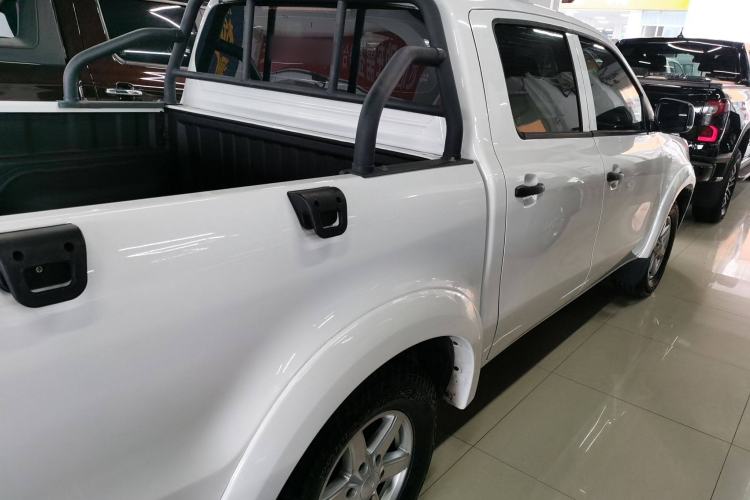 Used JMC Baodian 2023 2.5T Diesel Two-Wheel Drive Luxury Edition Standard Wheelbase JX4D25A6L