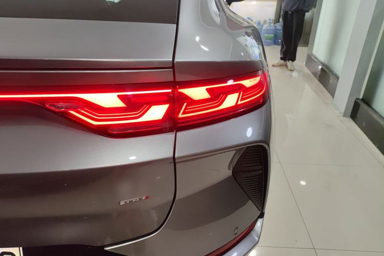 Used BYD Song L EV 2025 Intelligent Driving Version 662 km LiDAR Excellence Edition