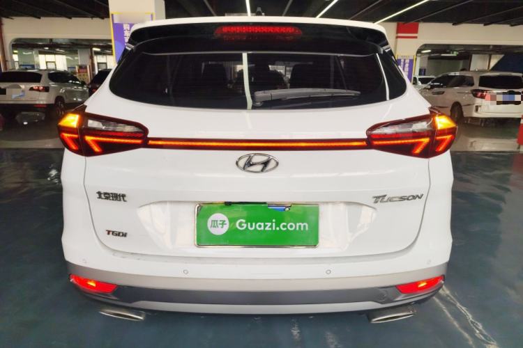 Used Hyundai Tucson 2019 280TGDi Dual-Clutch Two-Wheel Drive Fashion Edition China VI Standard Rear