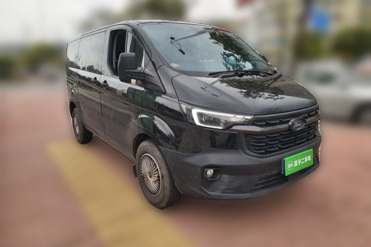 Used Ford Transit 2023 2.0T Diesel Manual Multifunction Commercial Vehicle Short Wheelbase Low Roof 5/6 Seats Front Right 45 Deg