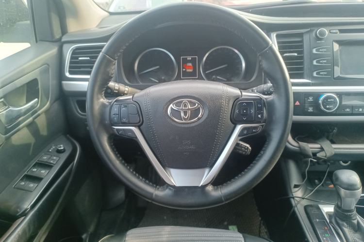 Used Toyota Highlander 2018 2.0T Four-Wheel Drive Knight Edition 7 Seats China VI Standard
