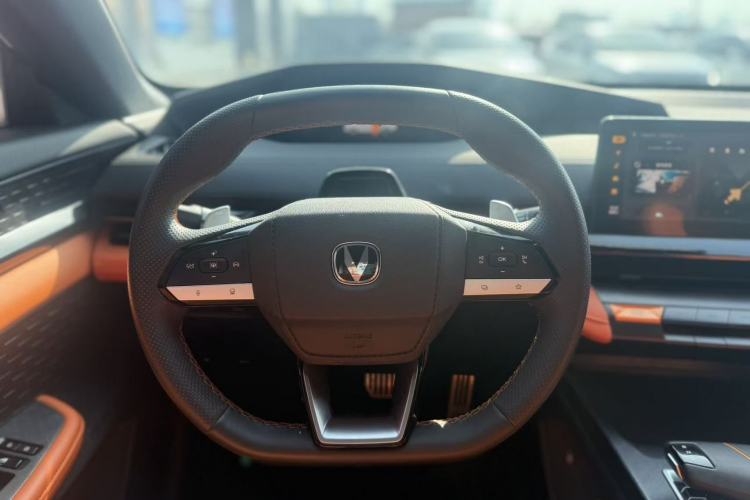 Used CHANGAN UNI-V 2023 1.5T Sport Edition
