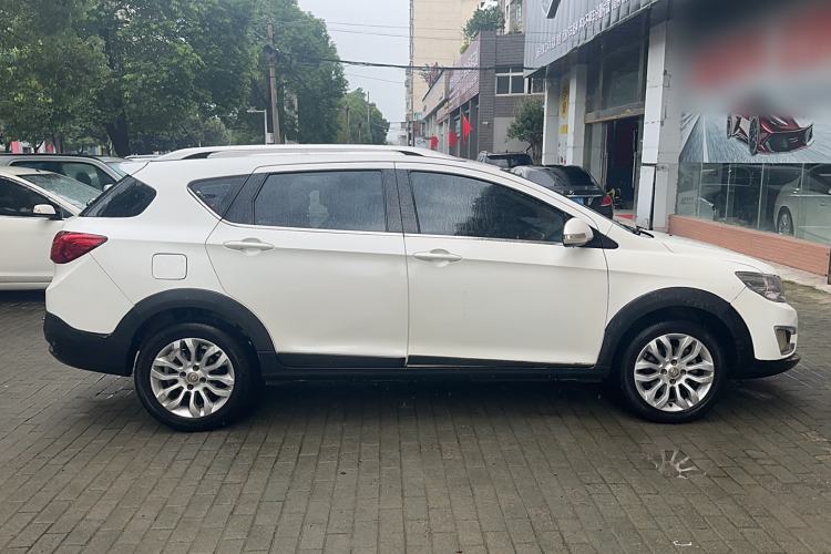 Used Dongfeng Aeolus AX3 2016 1.5L Manual ZhiKu Model