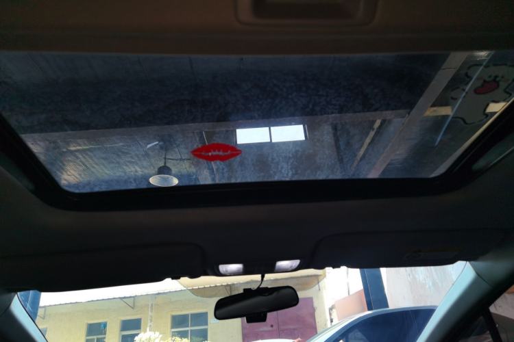 Used Honda Jade 2017 1.8L automatic Comfort version 5 seats
