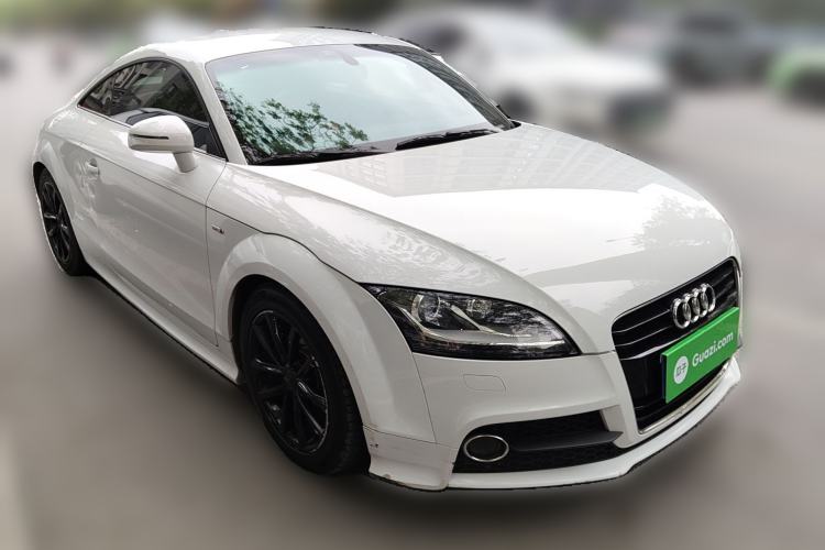 Used Audi TT 2013 TT Coupe 45 TFSI Front Right 45 Deg