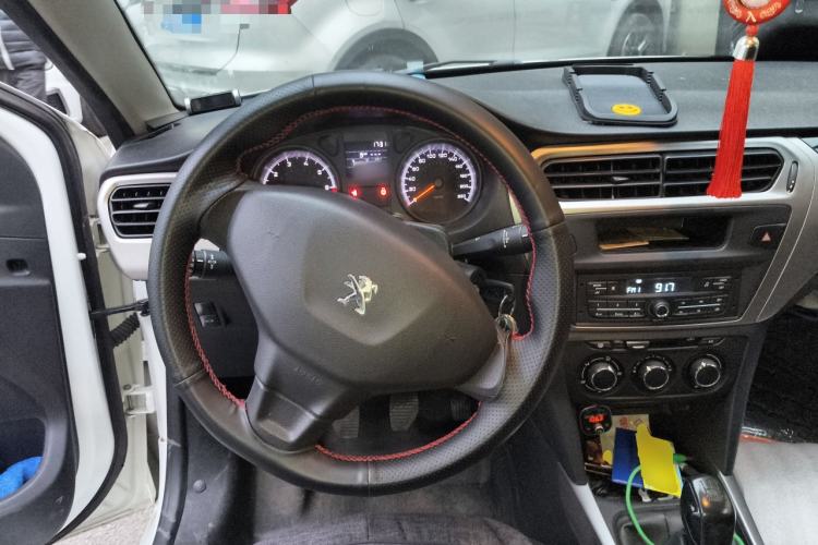 Used Peugeot 301 2018 1.6L Manual Comfort Edition Steering Wheel