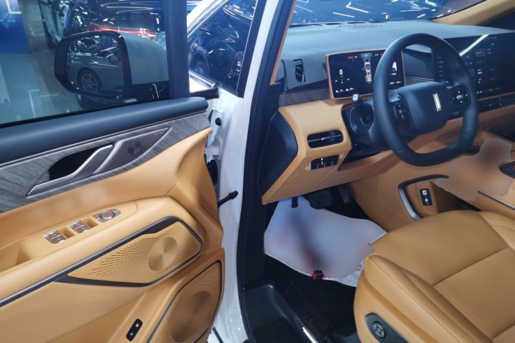 Used Wey Gaoshan 2025 Four-Wheel Drive Alpine 8