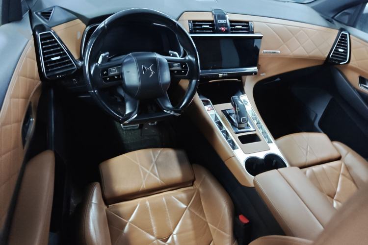 Used DS 7 2018 45THP Rivoli Pioneer Edition
