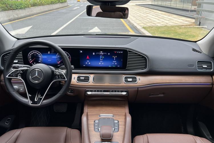 Used Mercedes-Benz GLE 2024 GLE 450 4MATIC Stylish Model
