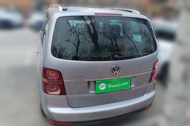 Used Volkswagen Touran 2008 1.8T ZhiZun Edition Automatic 5-Seater Rear