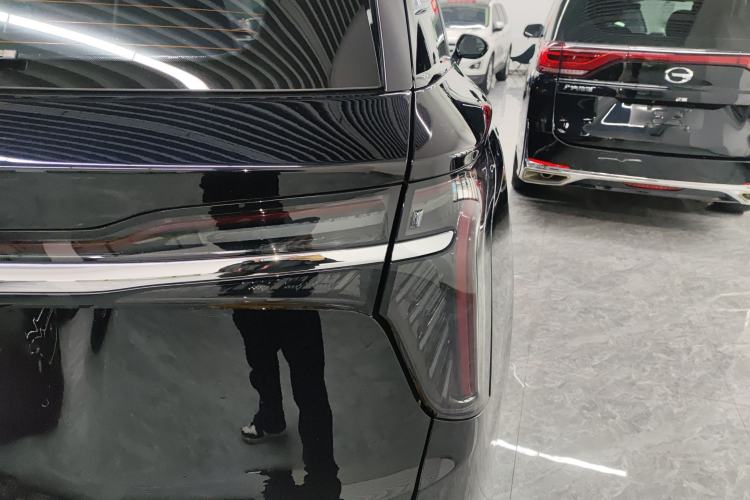 Used Hongqi HS7 PHEV 2024 2.0T PHEV Four-Wheel Drive Flagship Edition 6 Seats
