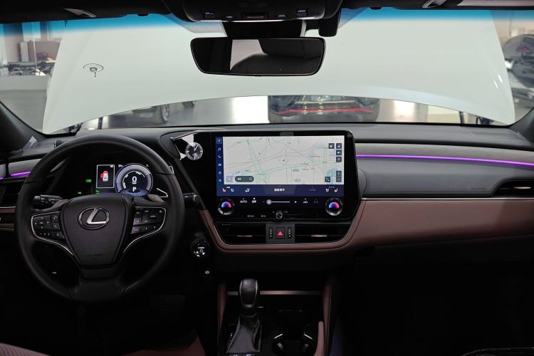 Used Lexus ES 2025 300h Deluxe Edition
