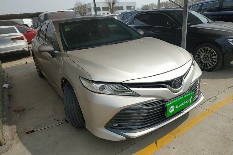 Used Toyota Camry 2019 2.0G Luxury Edition China VI Standard