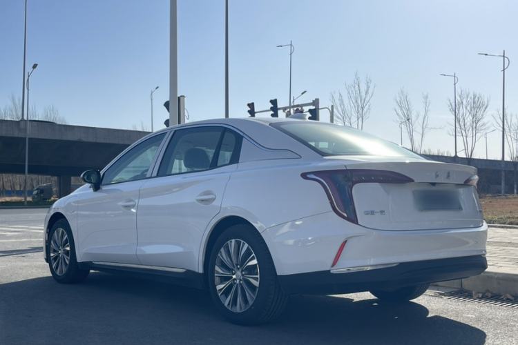 Used Hongqi E-QM5 2024 500km Range Edition
