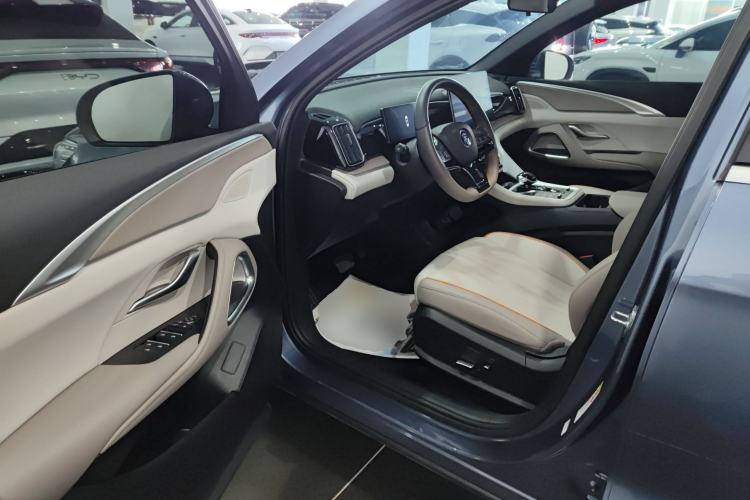 Used BYD Song Pro New Energy 2024 HONOR Edition DM-i 110KM Beyond Model Driver Seat