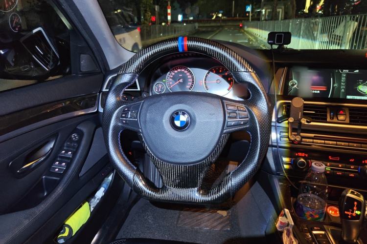 Used BMW 5 Series 2013 525Li Leading Model
