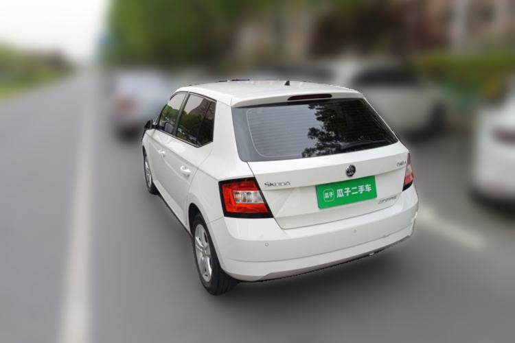 Used Skoda Fabia 2017 1.4L Automatic Car Enjoy Edition
